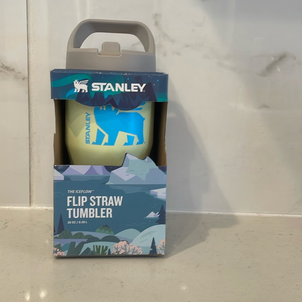 New flip straw tumbler Stanley!!